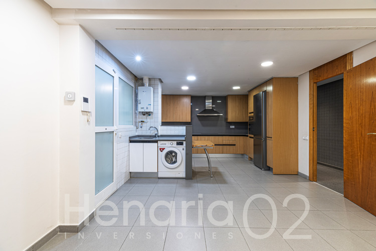 henaria2002