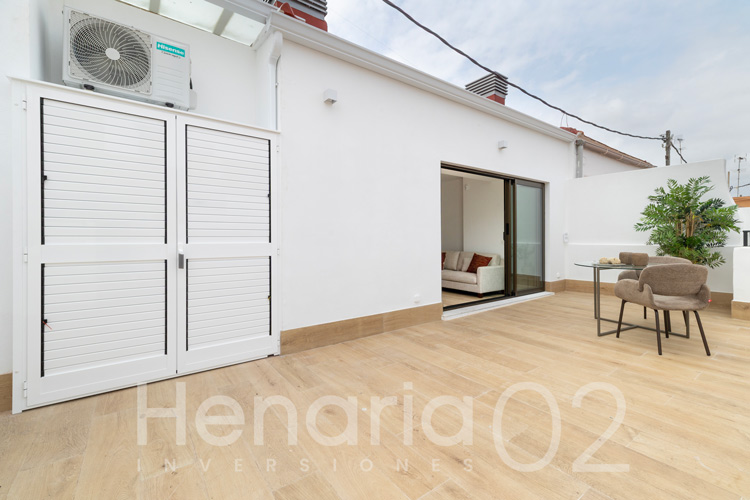 henaria2002