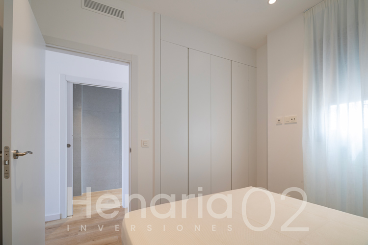 henaria2002